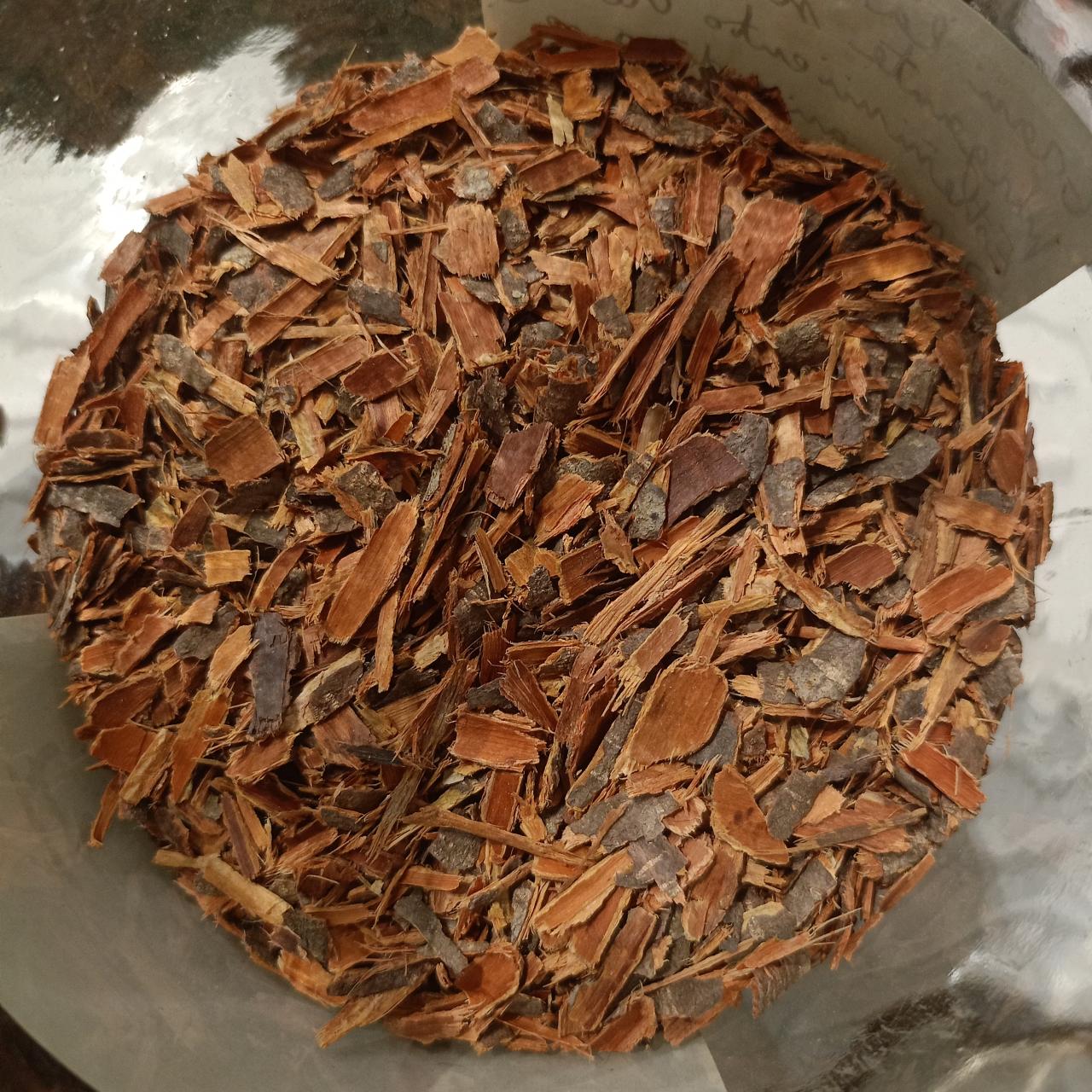 Frangula corteza cortada